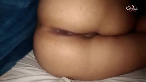 Prima safadinha safadona fazendo sexo anal com seu primo dotadão safao