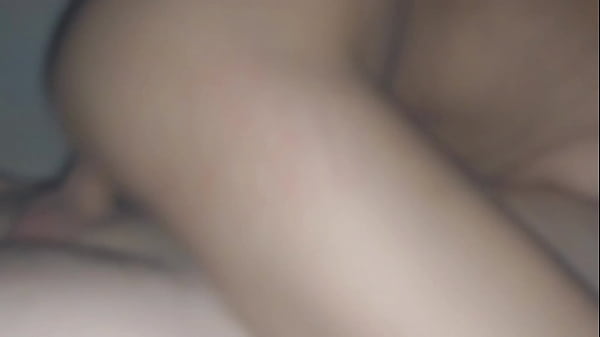 Novinha atrevida sentando na piroca